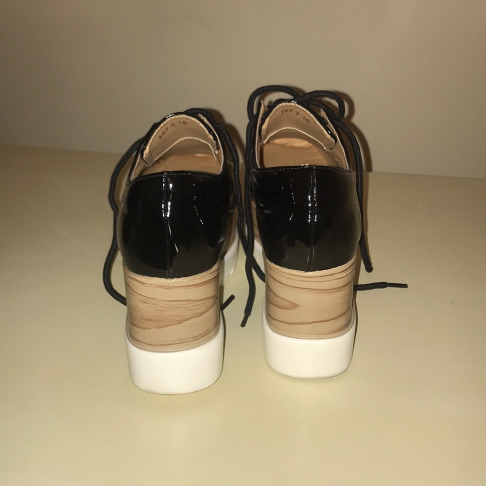 Platform shoes - Picture 3 of 3